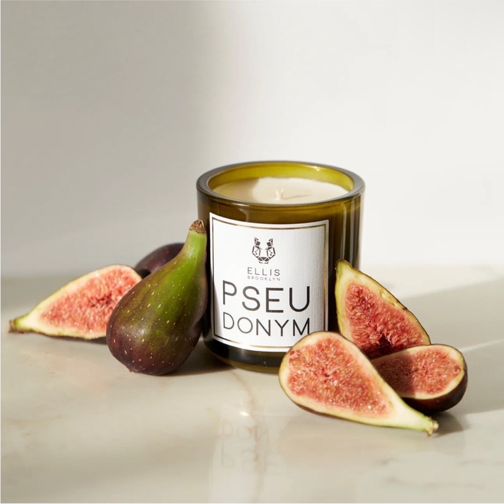 ELLIS BROOKLYN PSEUDONYM TERRIFIC SCENTED CANDLE